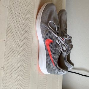 Women’s Nike shoes